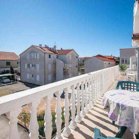 וודיצה Family Holiday Apartments Lucia מראה חיצוני תמונה