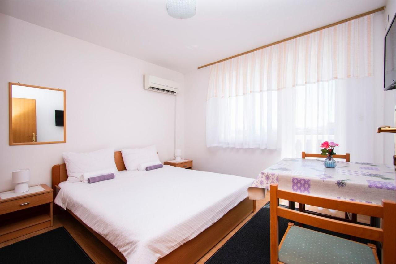 וודיצה Family Holiday Apartments Lucia מראה חיצוני תמונה