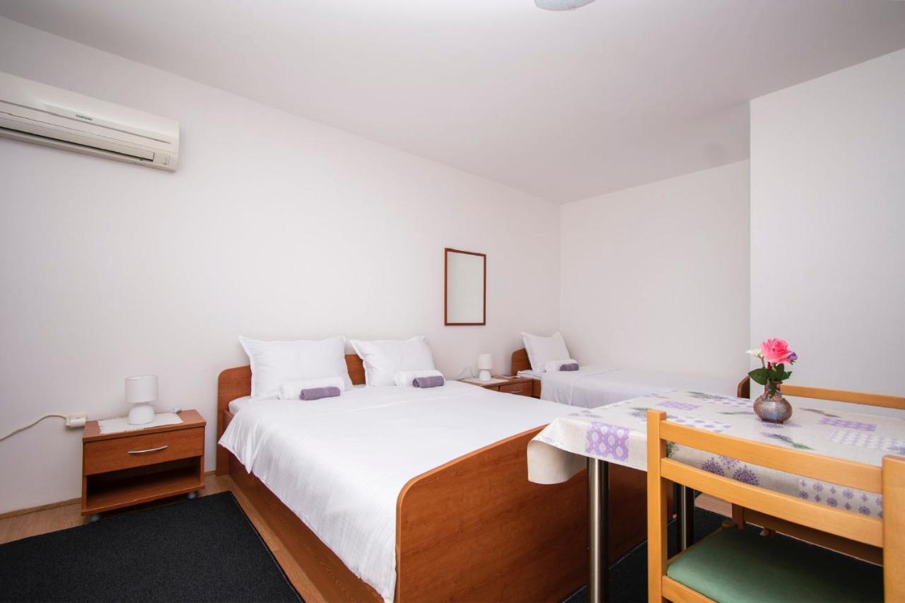 וודיצה Family Holiday Apartments Lucia מראה חיצוני תמונה