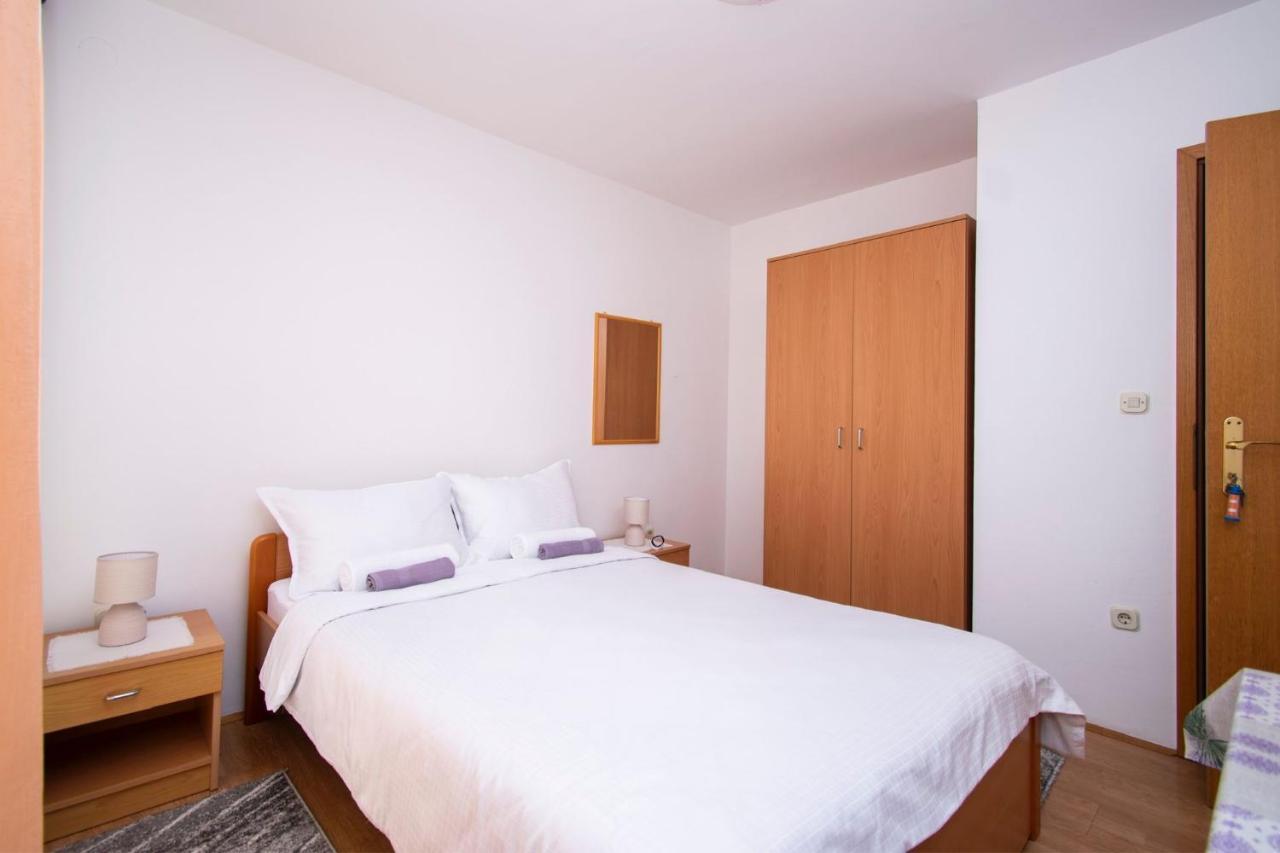 וודיצה Family Holiday Apartments Lucia מראה חיצוני תמונה