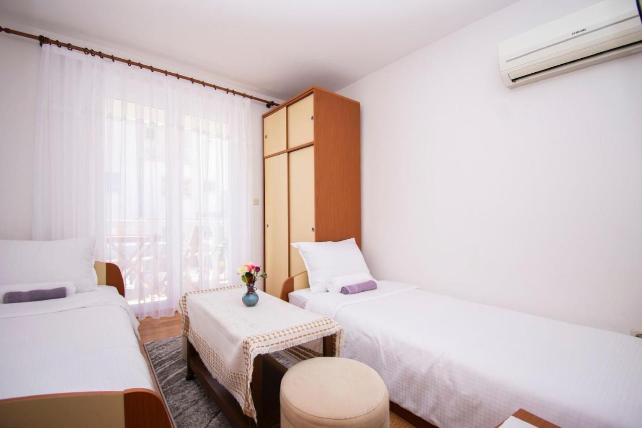 וודיצה Family Holiday Apartments Lucia מראה חיצוני תמונה